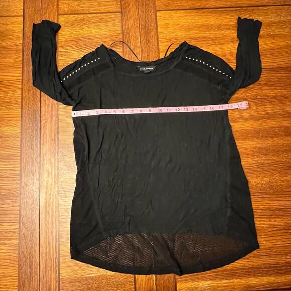 Rock & Republic Long Sleeve Black Shoulder Studded Mesh Blouse Size Medium - Picture 5 of 8